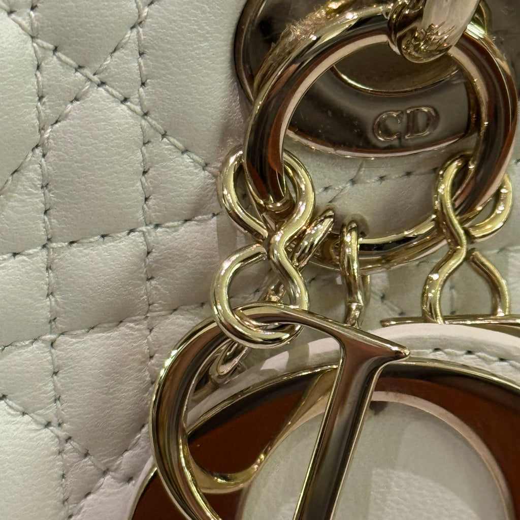 DIOR LADY DIOR SMALL WHITE LAMBSKIN (FOUR GUSSETS)