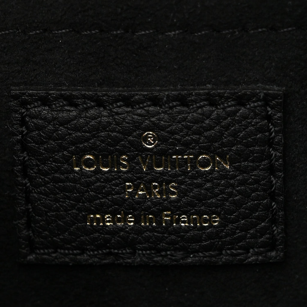 Grained Calfskin Lockme Tender Black