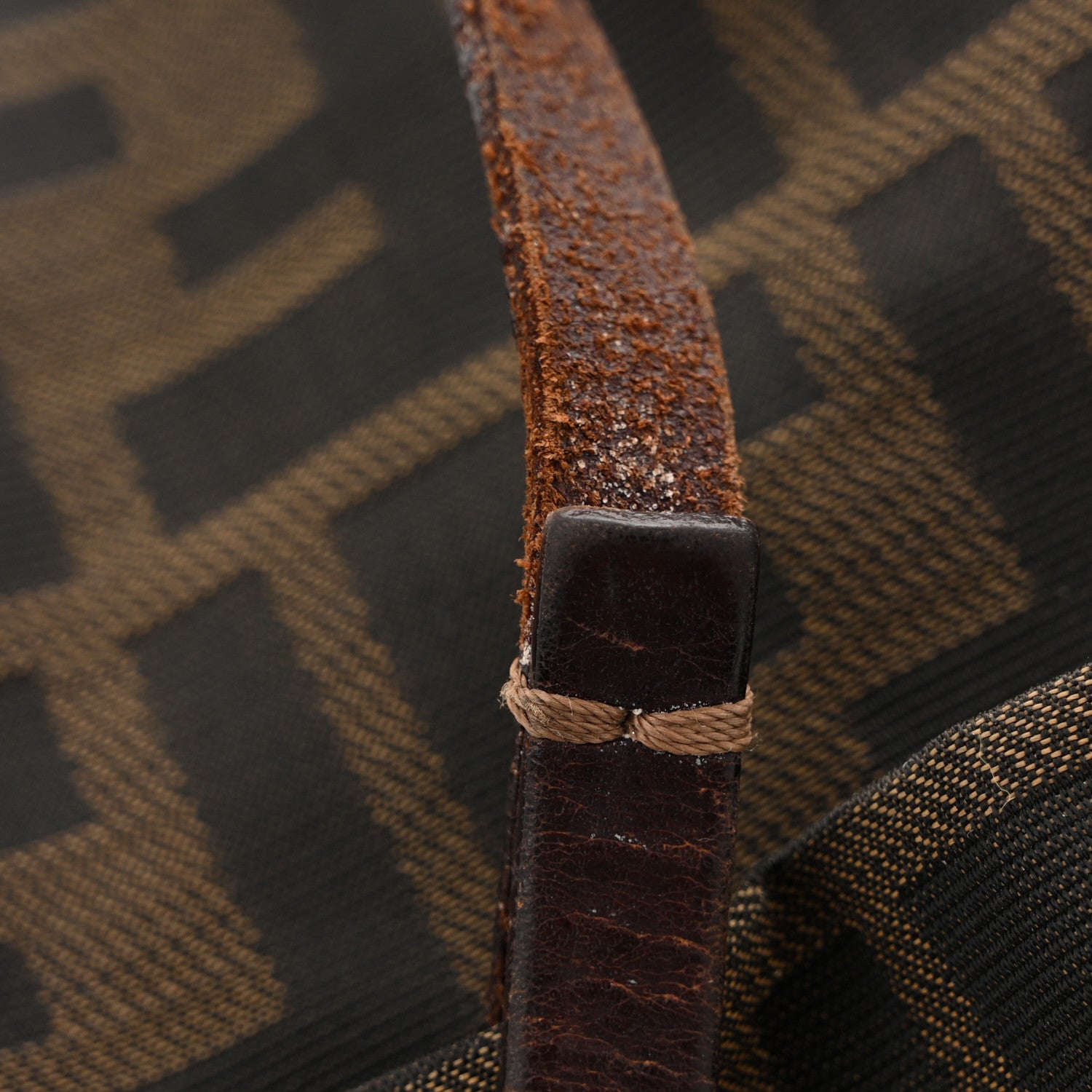 Zucca Shoulder Bag Tobacco