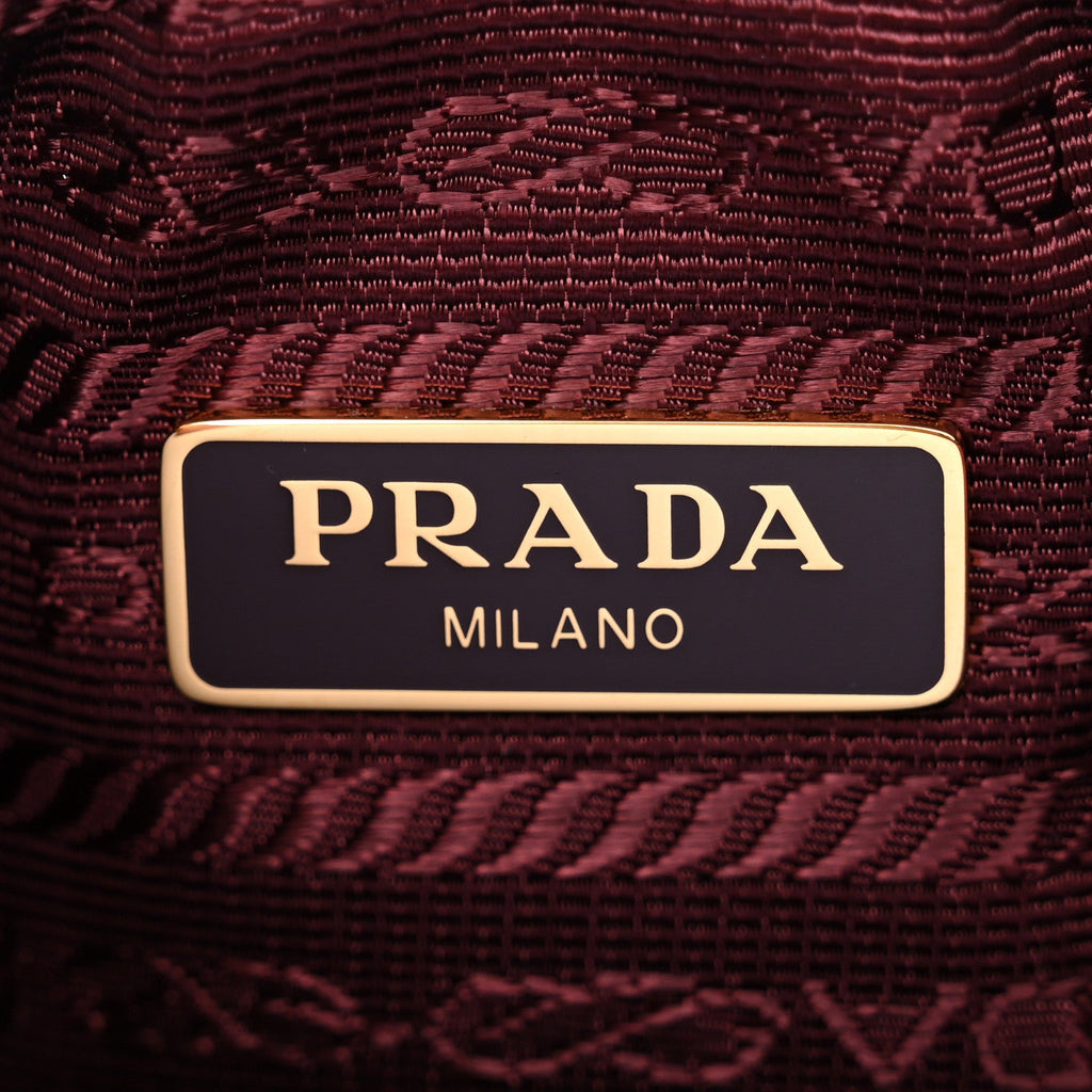 Saffiano Lux Re-Edition 2005 Shoulder Bag Bordeaux