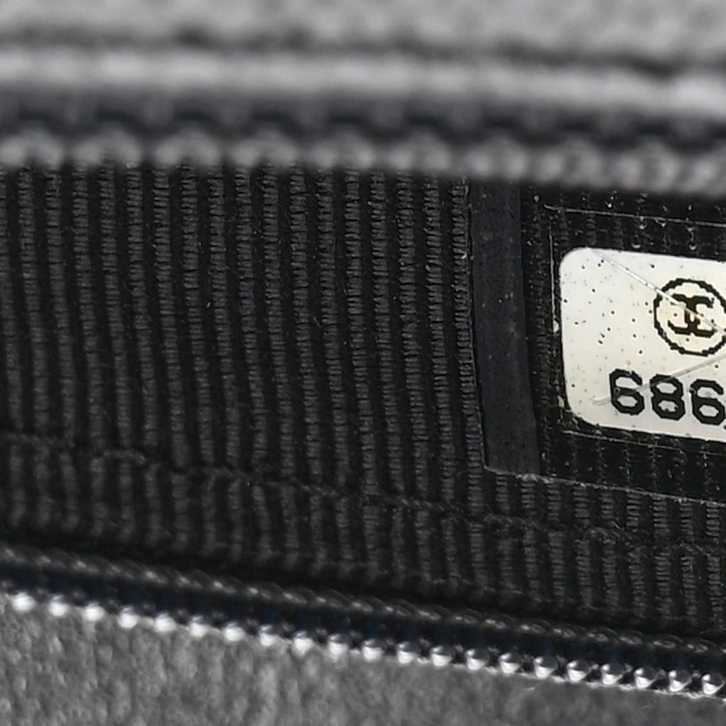 Caviar Quilted Jumbo Kelly Flap Black