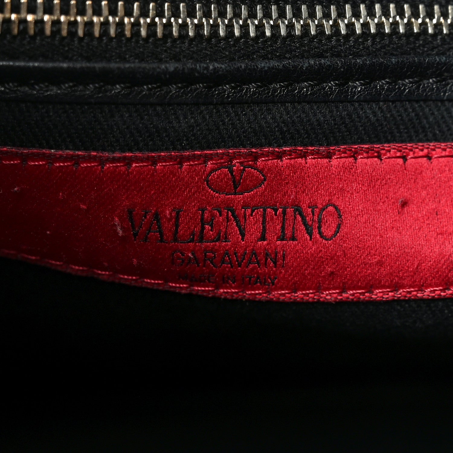 Vitello Calfskin Small Rockstud Flip-Lock Messenger Bag Black