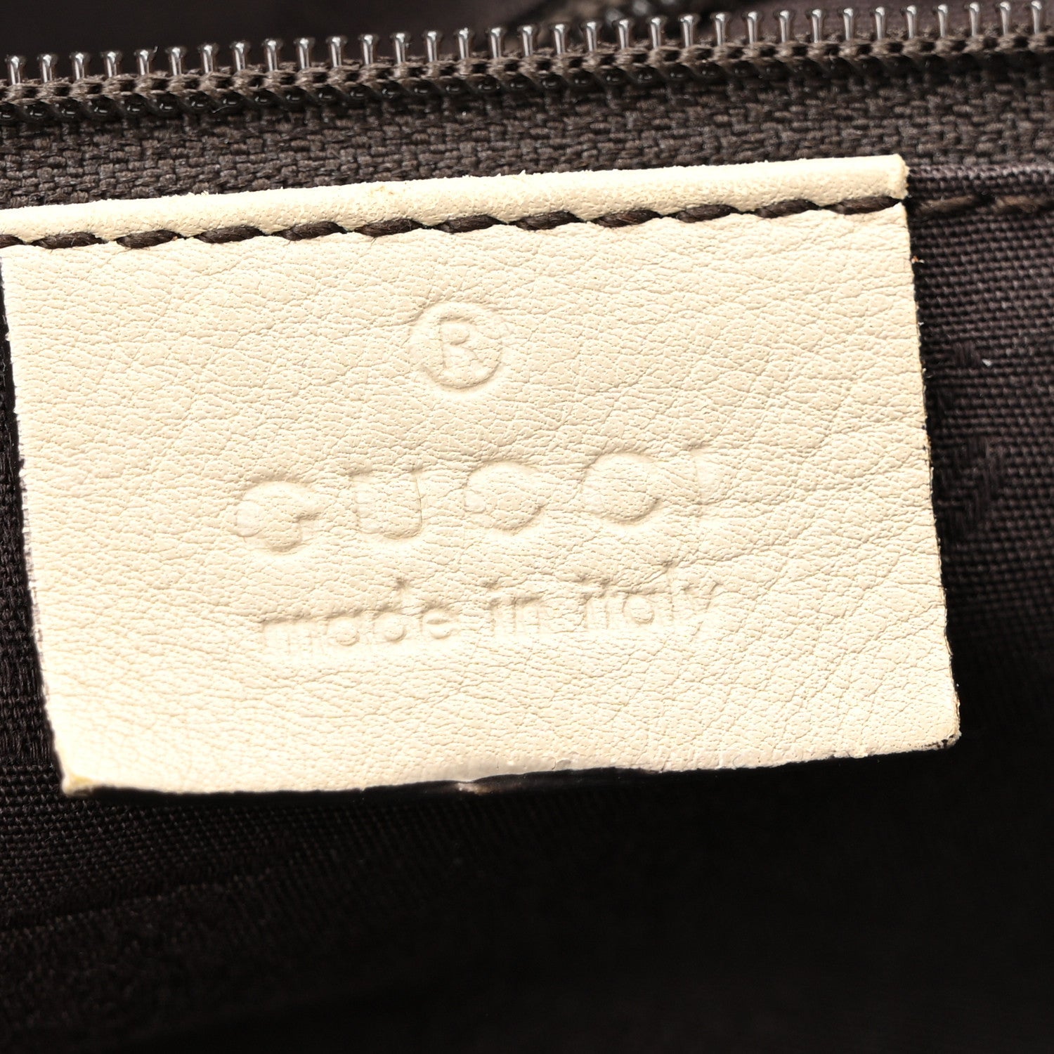 Guccissima Medium Sukey Tote Mystic White