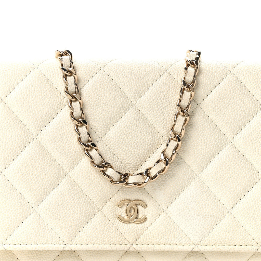 Caviar Quilted Wallet On Chain WOC White
