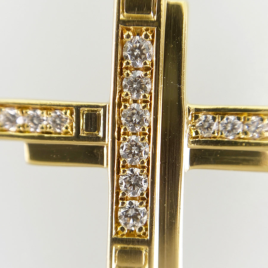 HARRY WINSTON Traffic cross Necklace