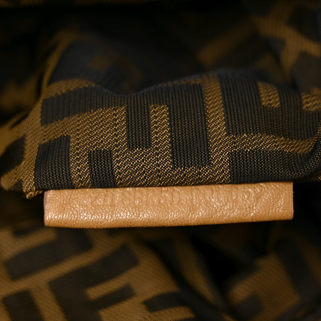 Nappa Nuvolata Spy Bone