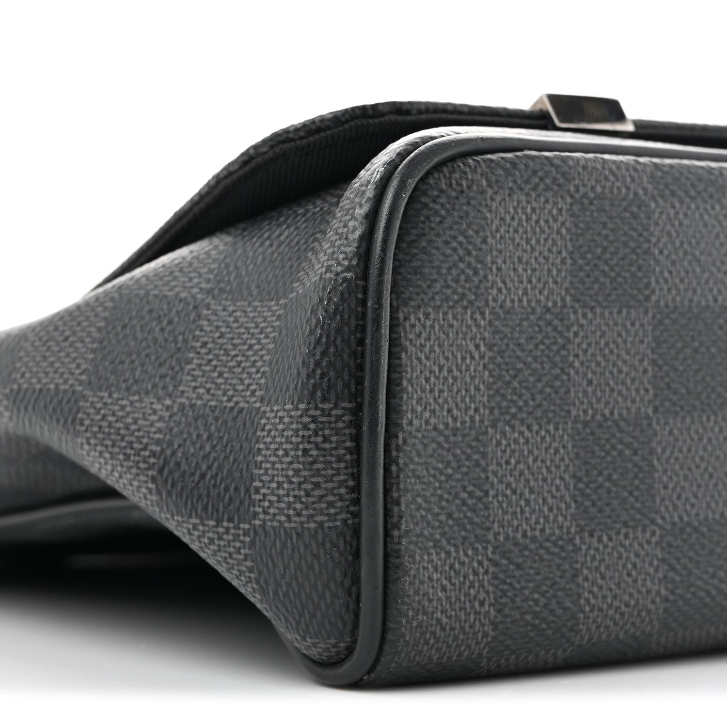 Damier Graphite District MM