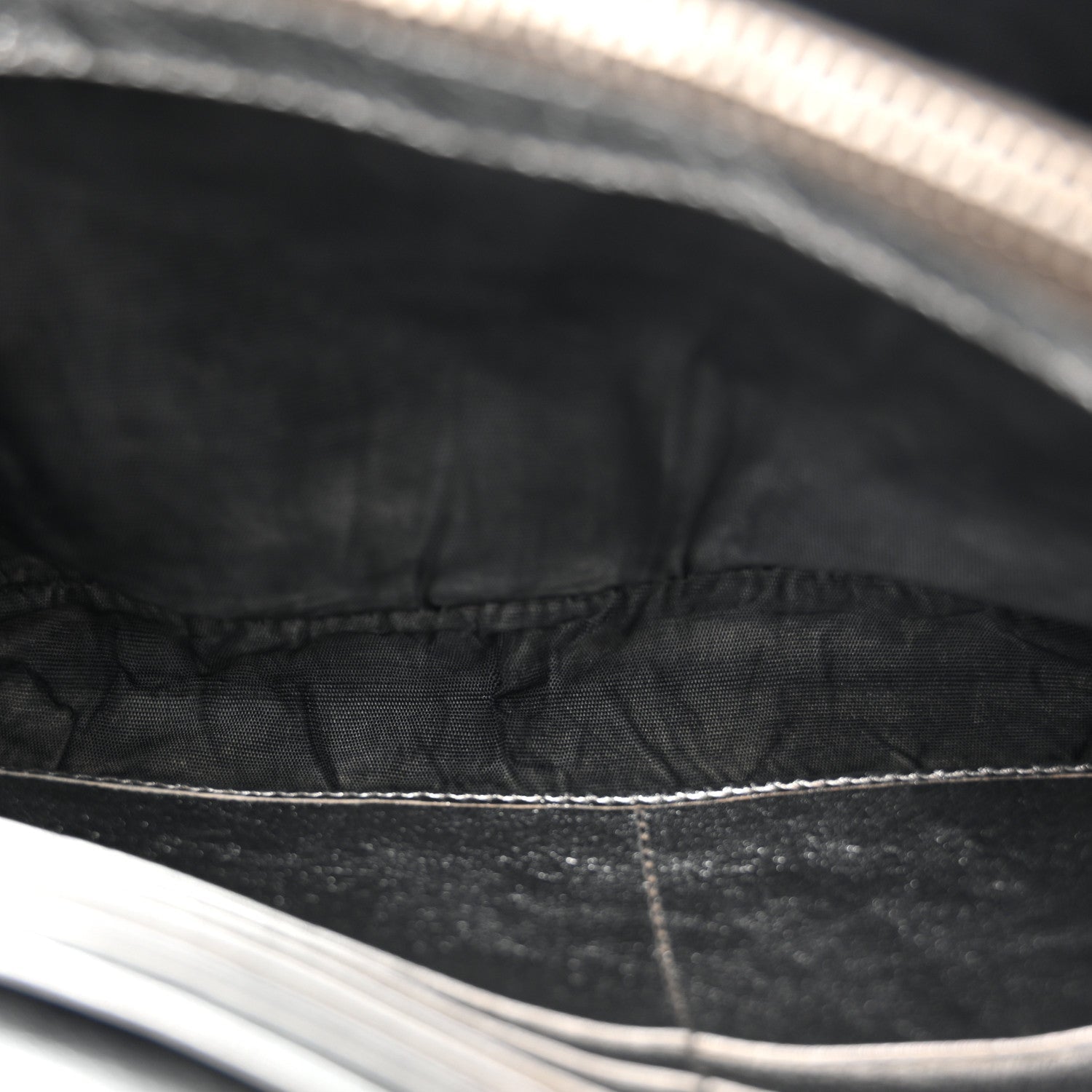 Metallic Crinkled Calfskin Belle de Jour Chain Clutch Silver