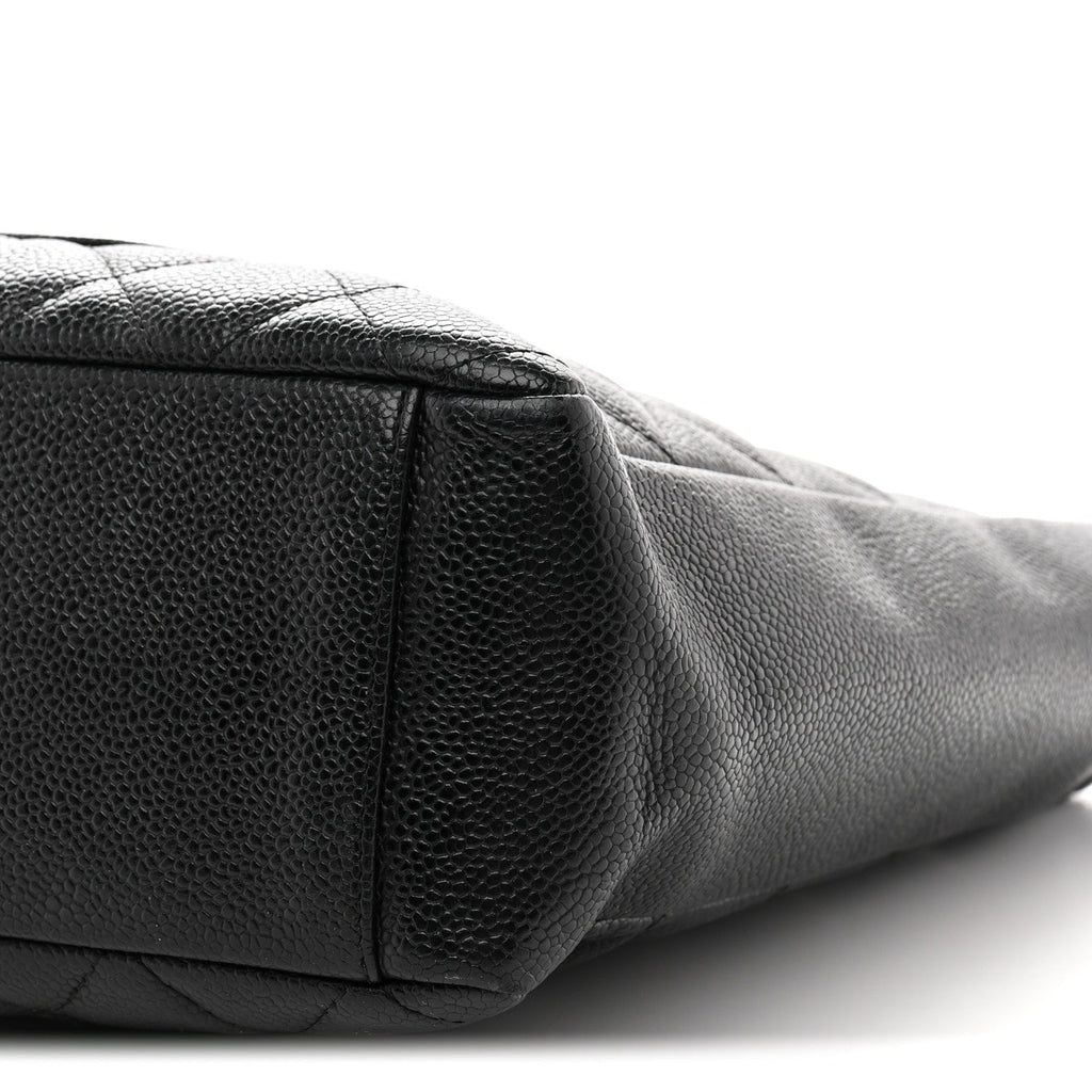 Caviar Quilted Petit Shopping Tote PST Black