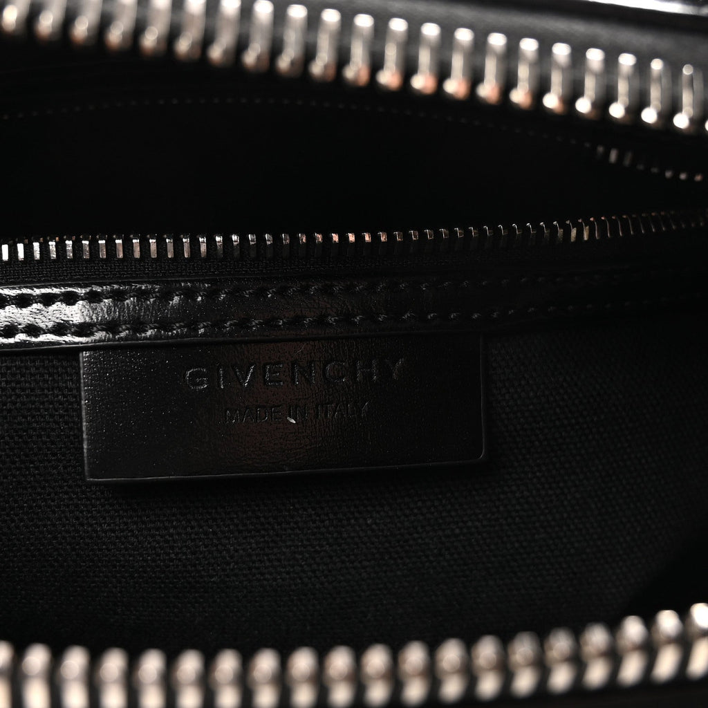 Shiny Lord Calfskin Small Antigona Black