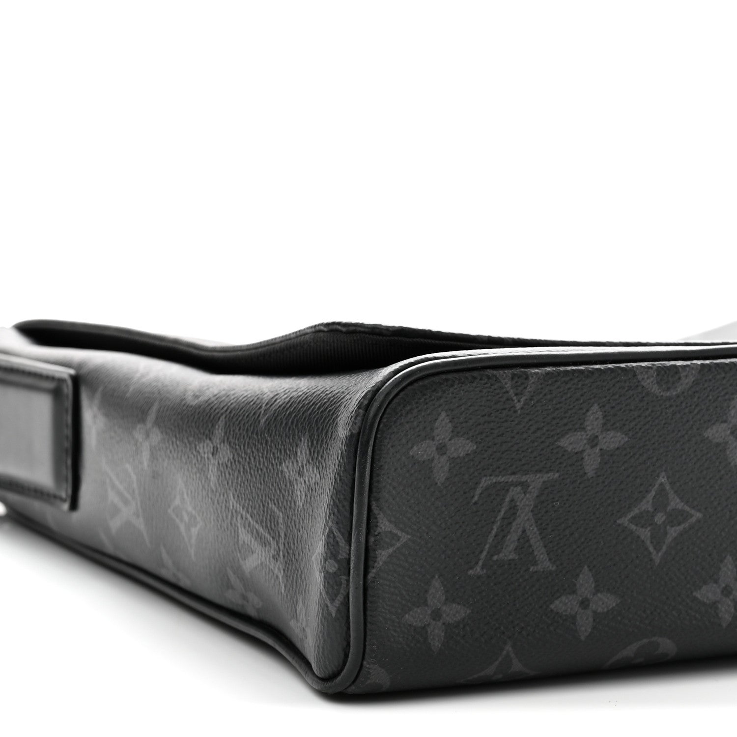 Monogram Eclipse District MM