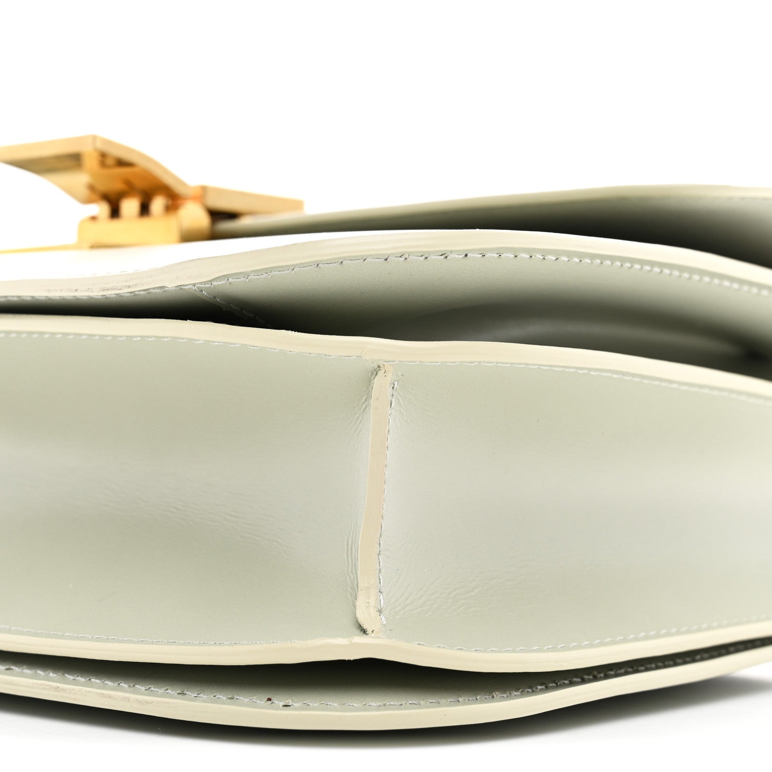 Box Calfskin Medium Classic Box Flap Bag Vert D'eau