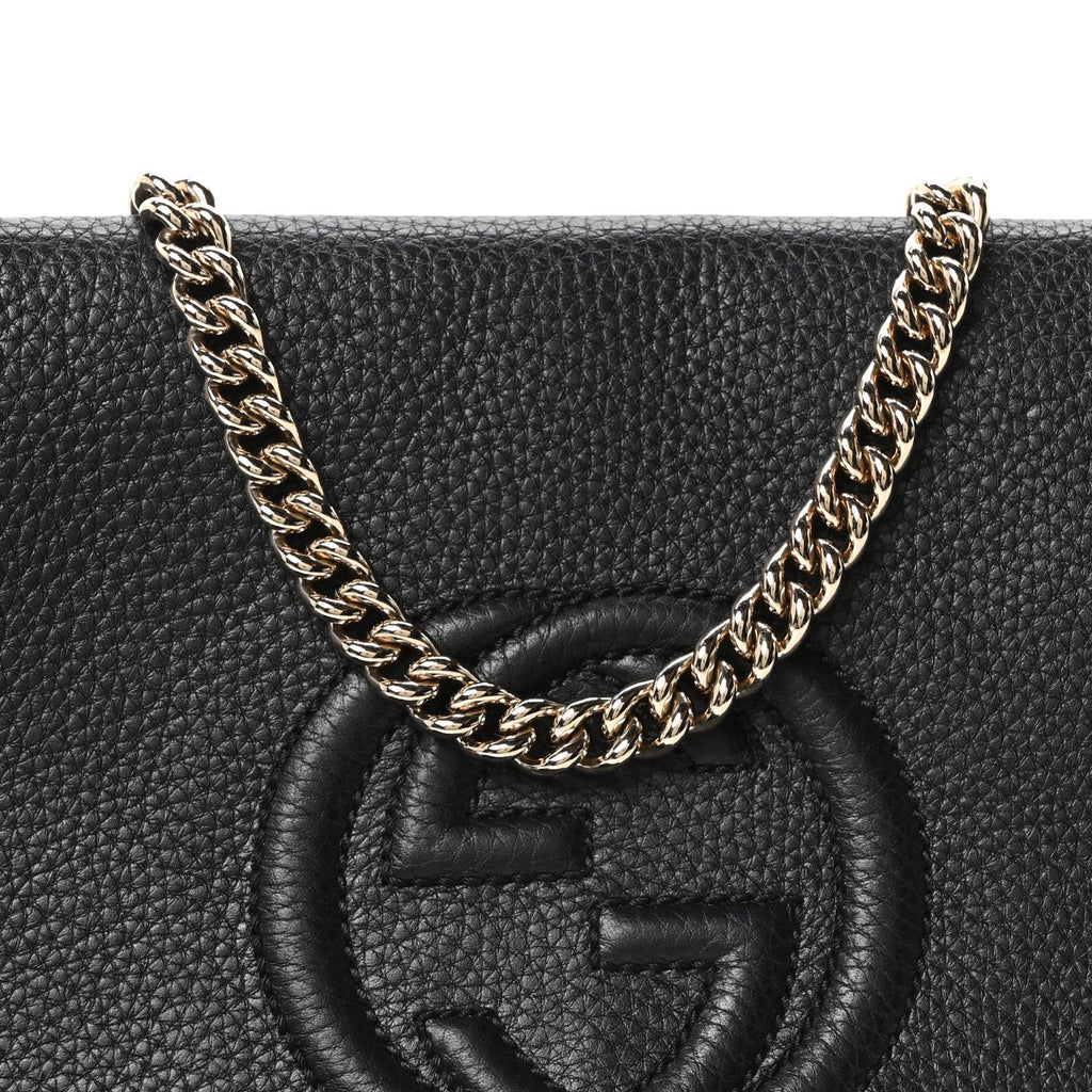 Pebbled Calfskin Medium Soho Flap Crossbody Black
