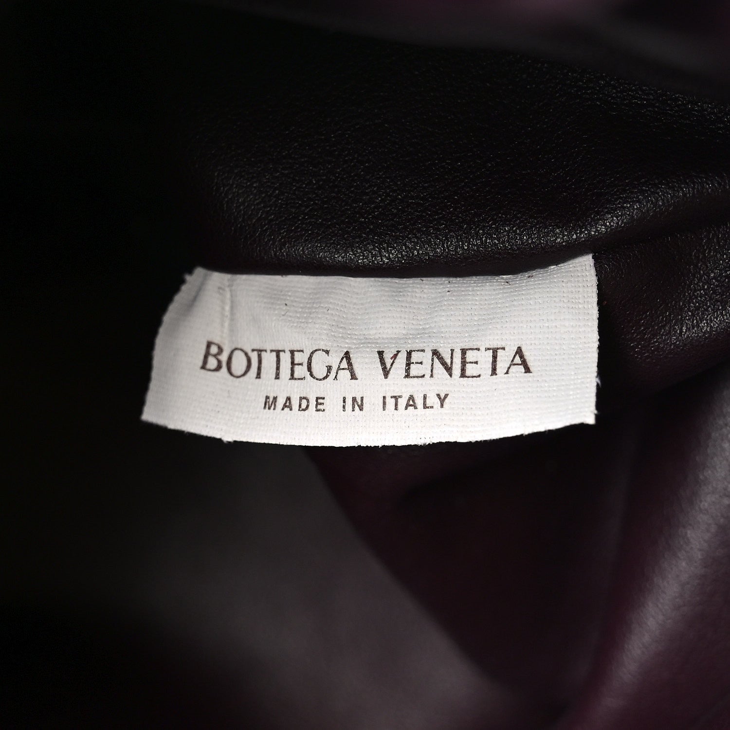 Calfskin The Pouch Chain Grape