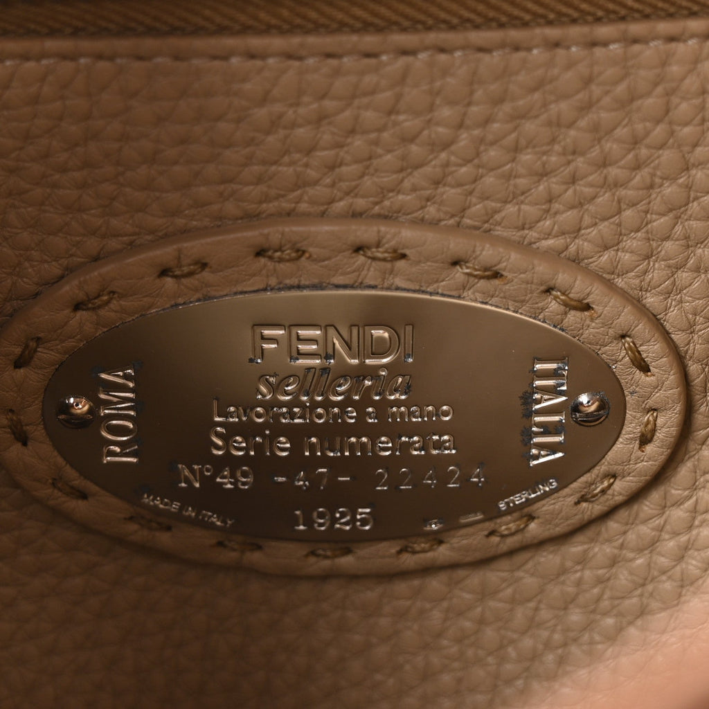 Cuoio Romano Selleria Bi-Color Medium Peekaboo Iconic Satchel Mou Deserto