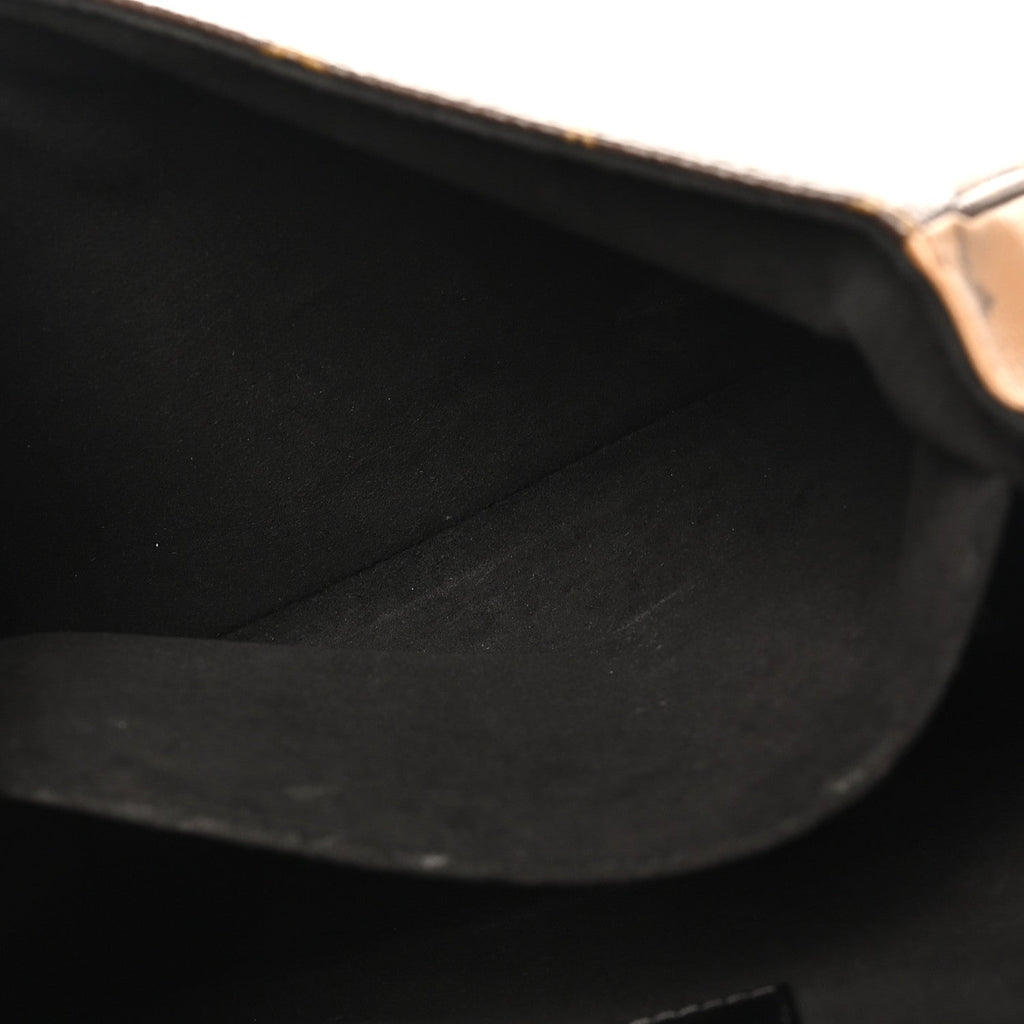 Reverse Monogram Pochette Metis