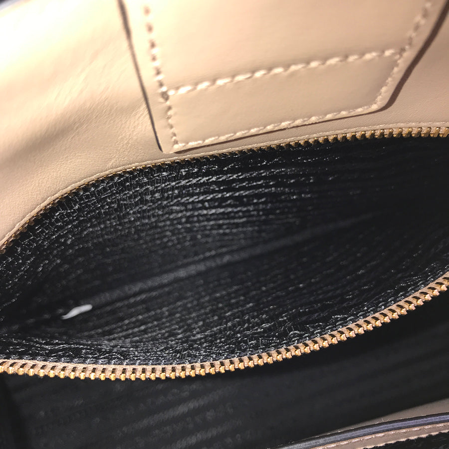 PRADA Saffiano Lux Hand bag
