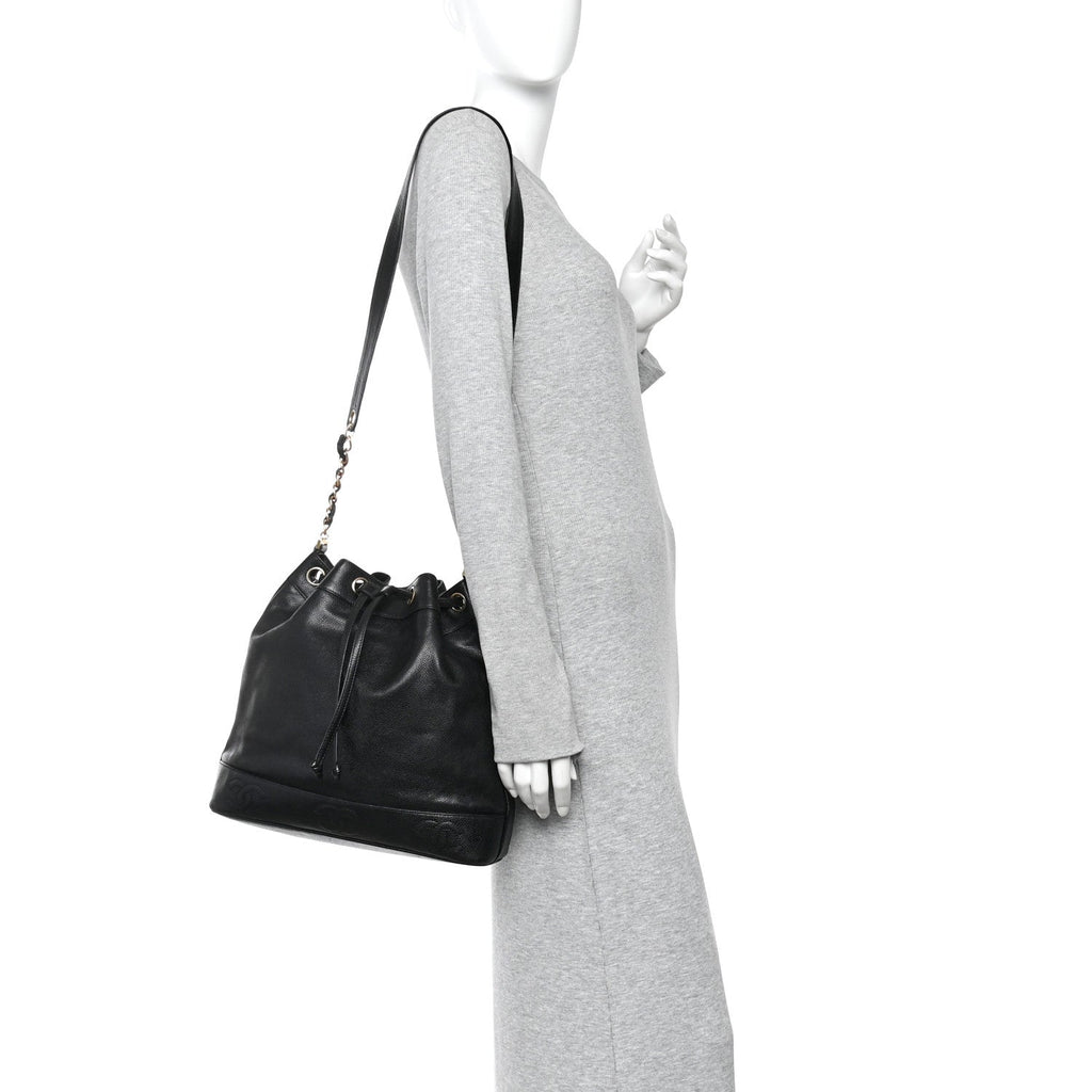 Caviar CC Drawstring Shoulder Bag Black