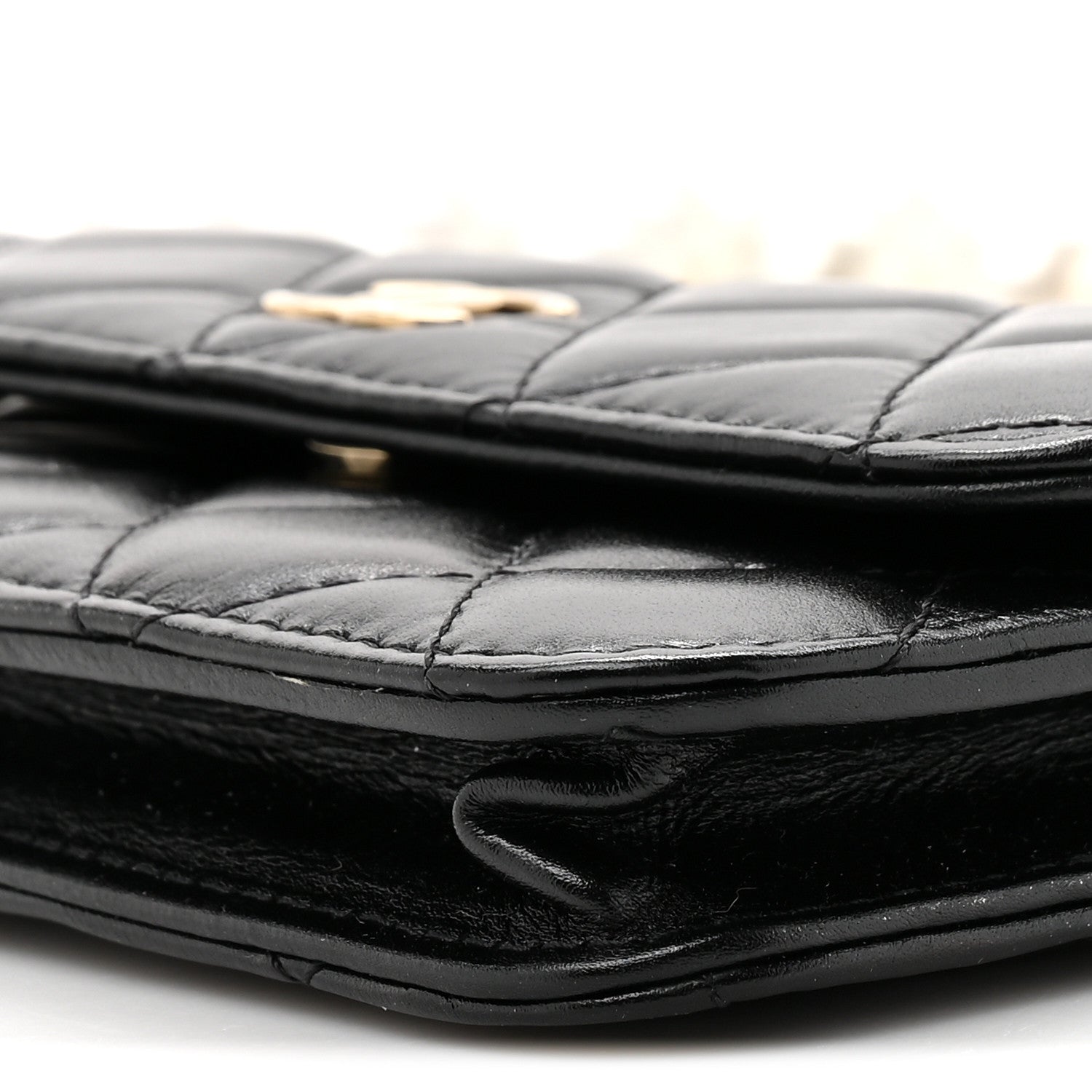 Calfskin Quilted Maxi Pearls Clutch With Chain Black