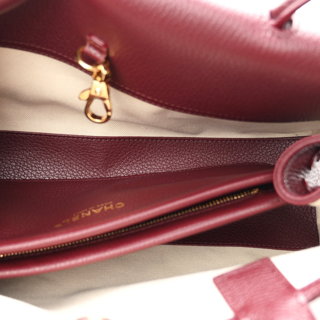 Grained Calfskin Stitched Urban Essentials Small Shopping Bag Burgundy