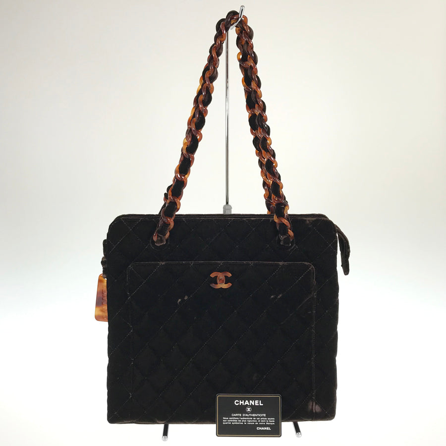 CHANEL Matelasse Shoulder bag