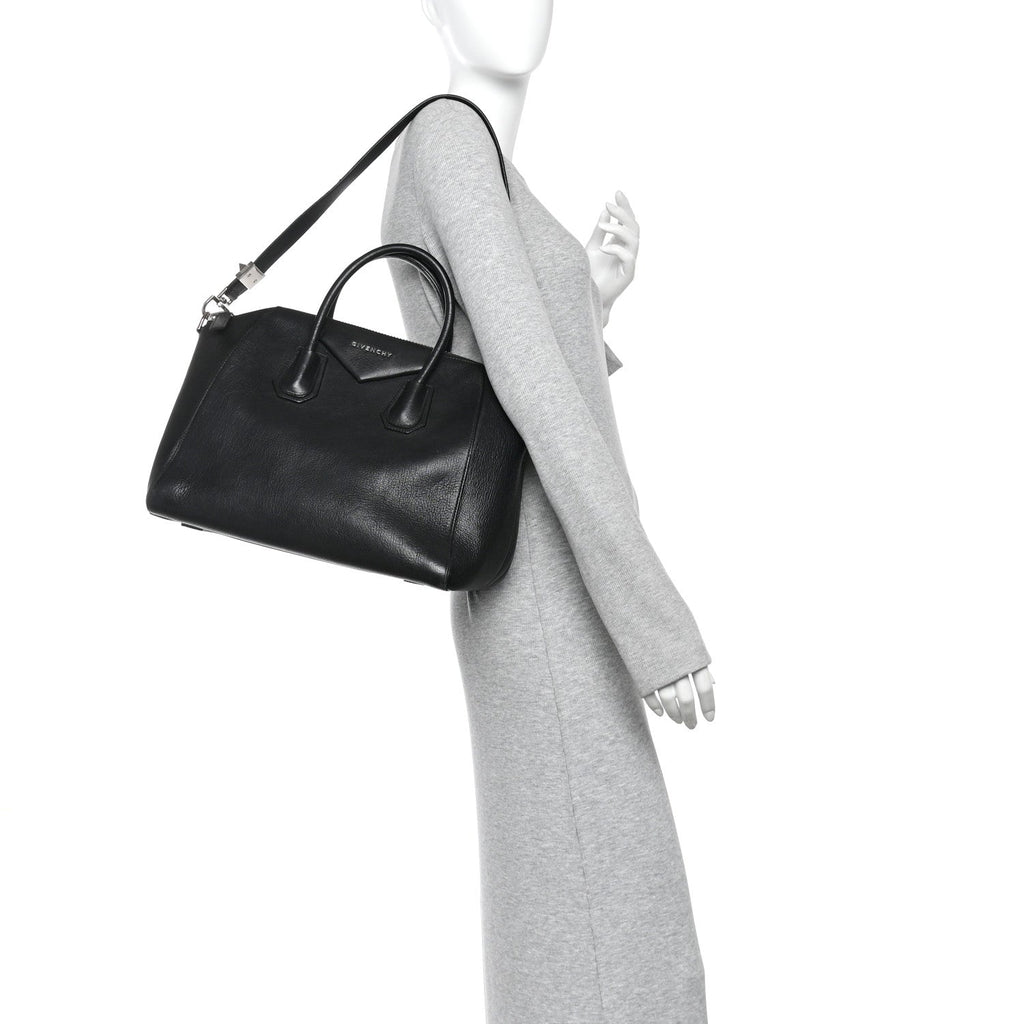 Sugar Goatskin Medium Antigona Black
