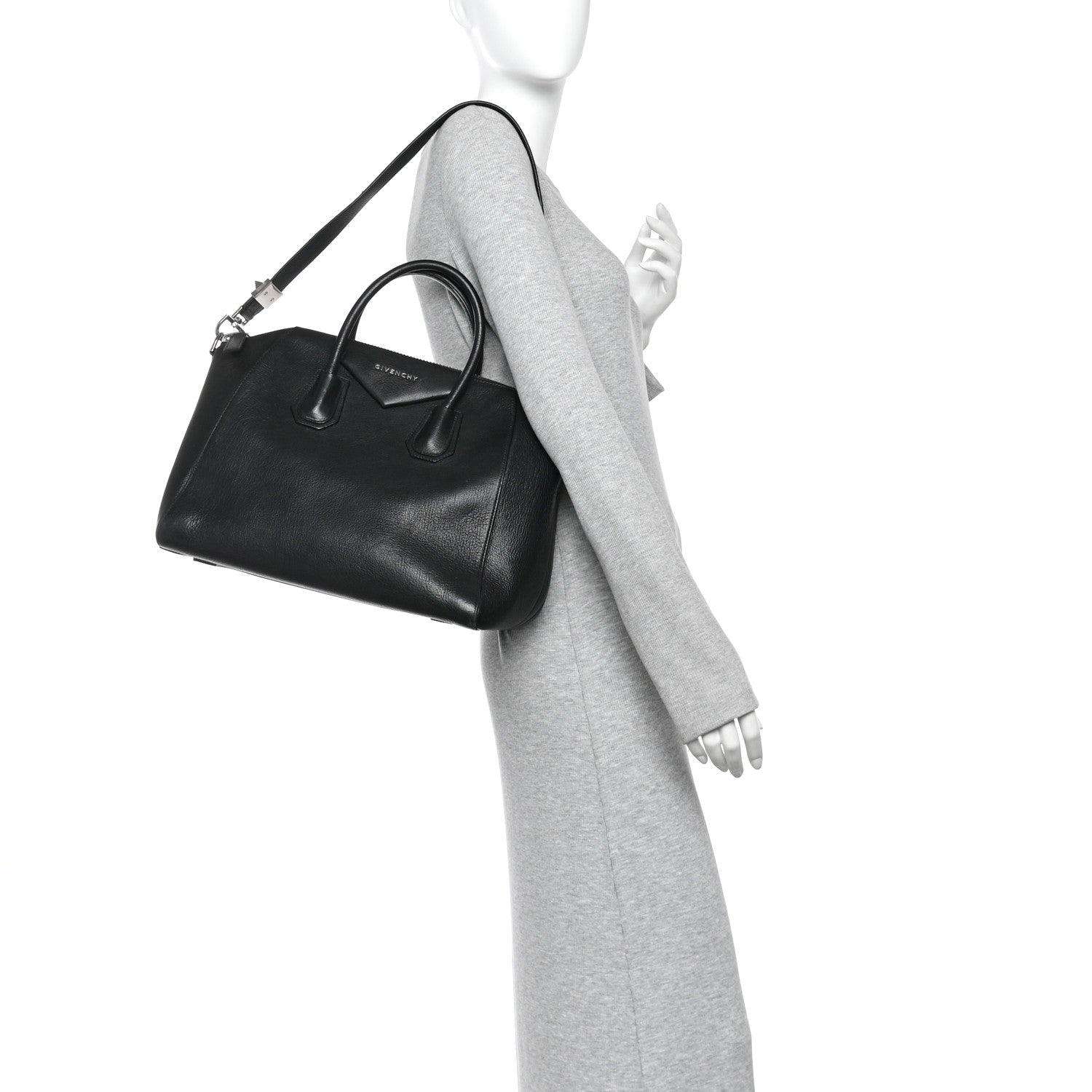Sugar Goatskin Medium Antigona Black