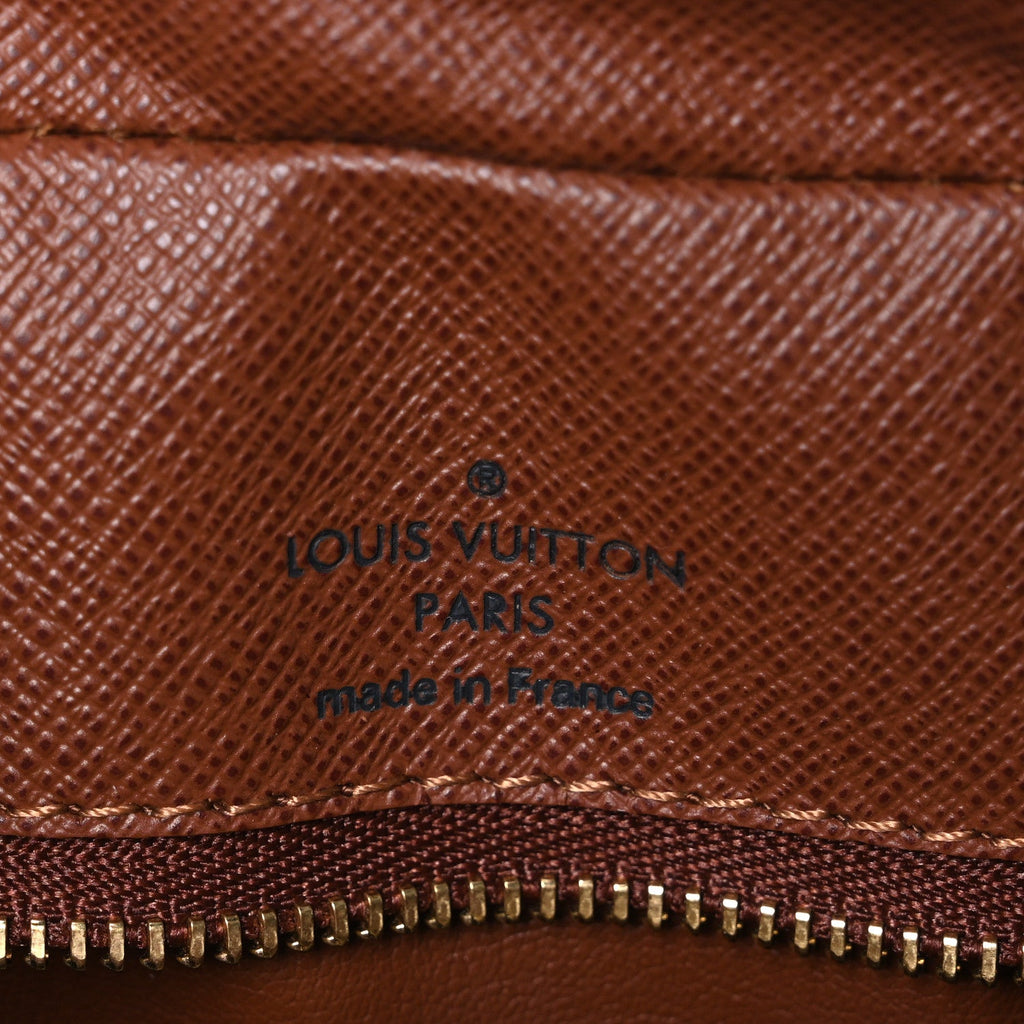 Monogram Nil 28