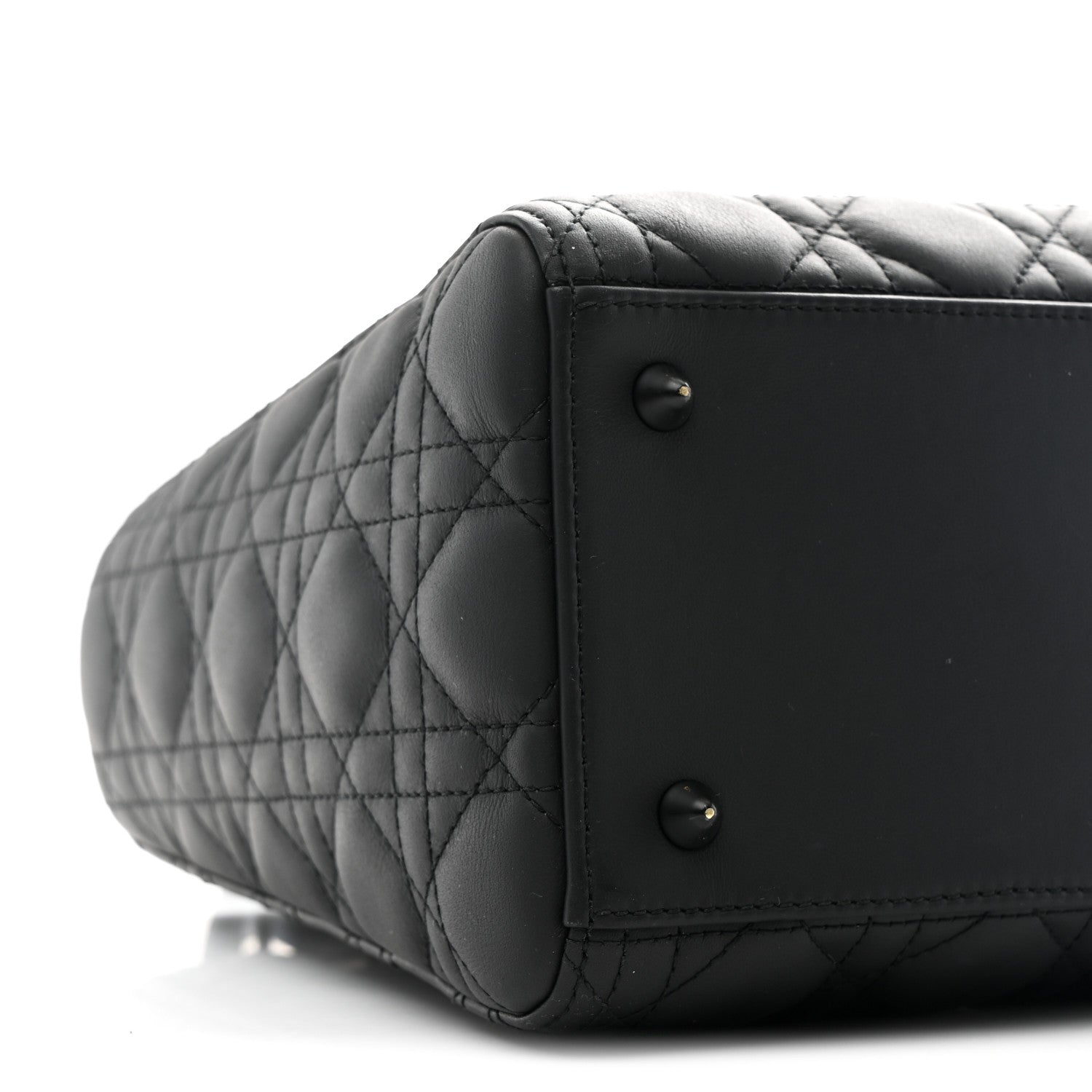 Ultra Matte Calfskin Cannage Medium Lady Dior Black