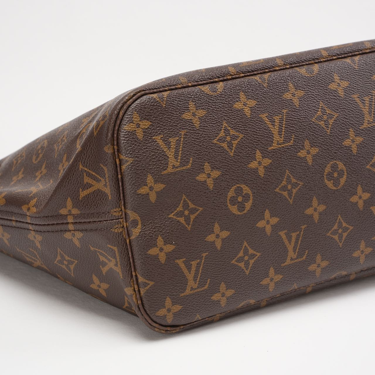 Louis Vuitton Monogram Neverfull MM Tote Bag 2014