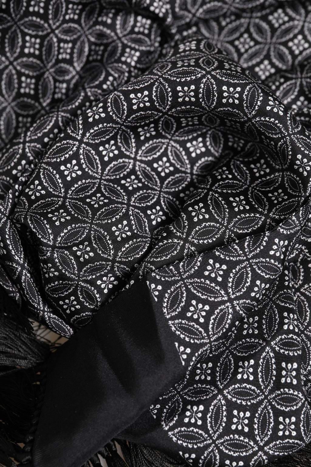 Dolce & Gabbana Black Patterned Fringes Men Foulard Men's Scarf