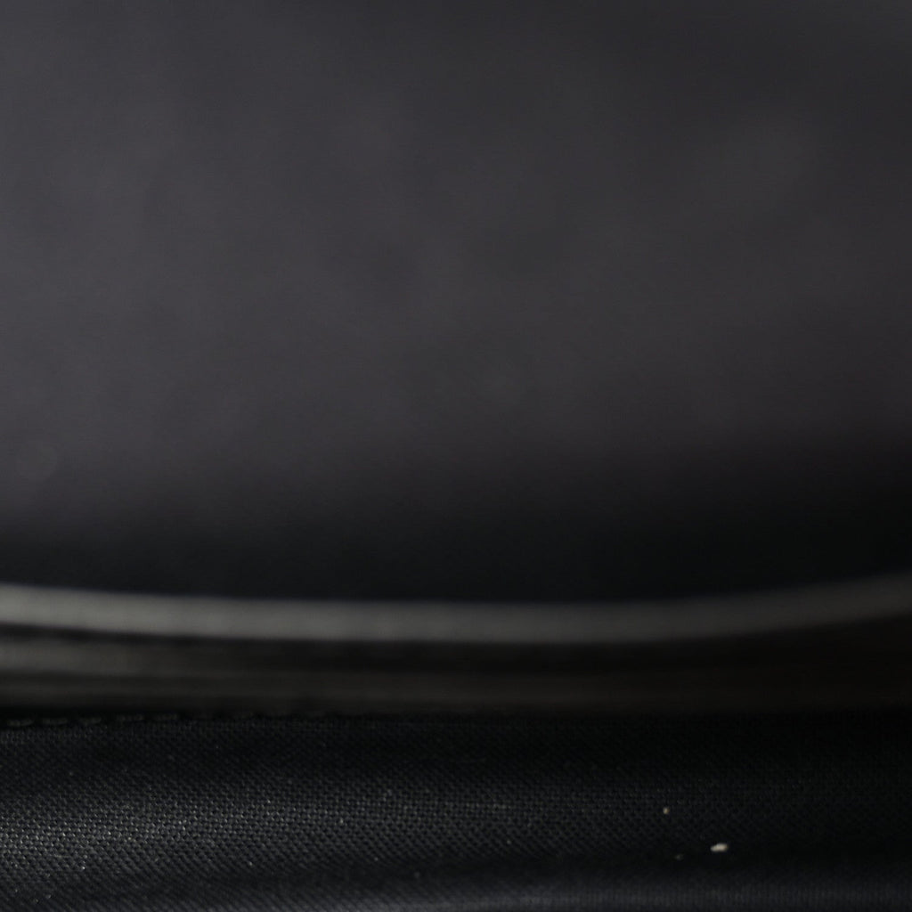 Reverse Monogram Ivy Wallet On Chain