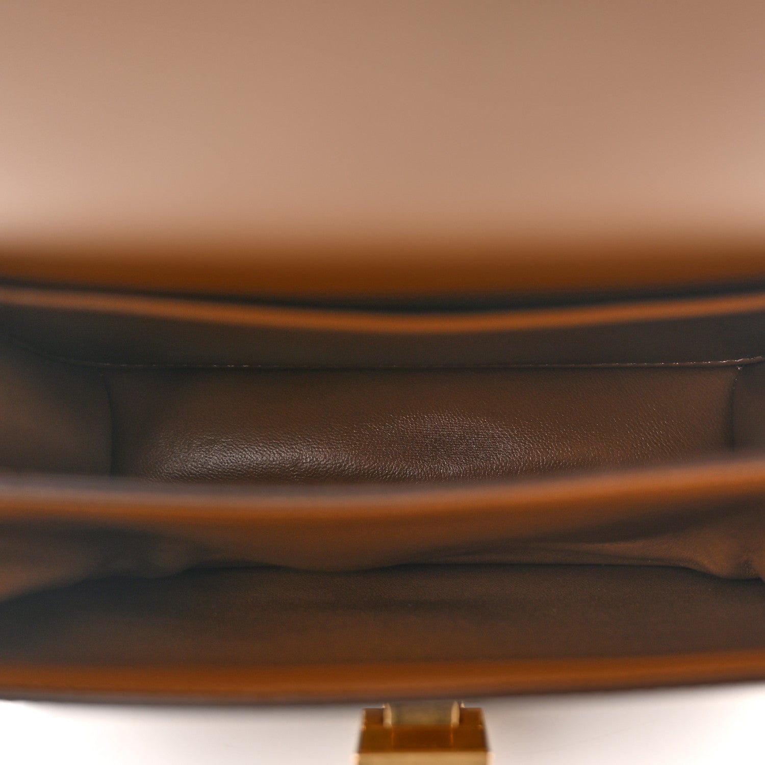 Box Calfskin Teen Classic Box Flap Bag Camel