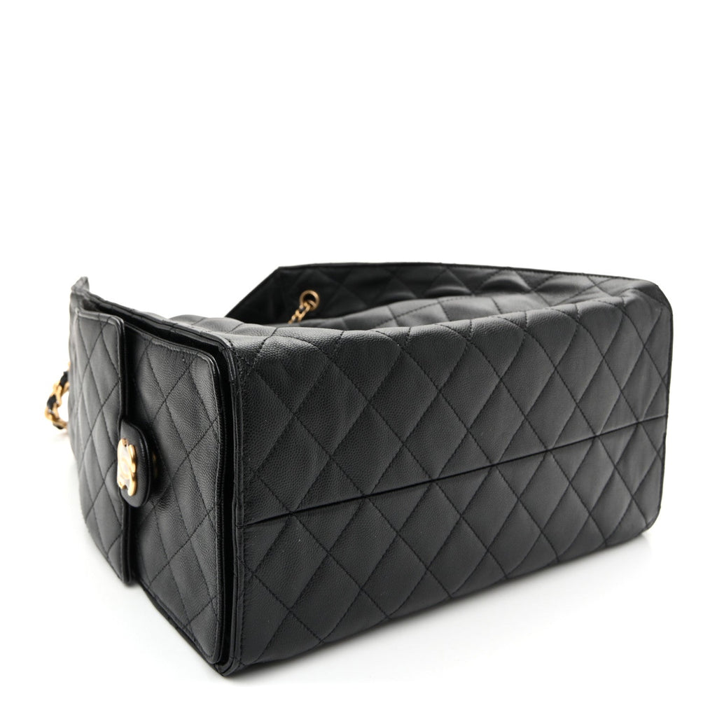 Caviar Quilted Medium Chanel 25 Handbag Black