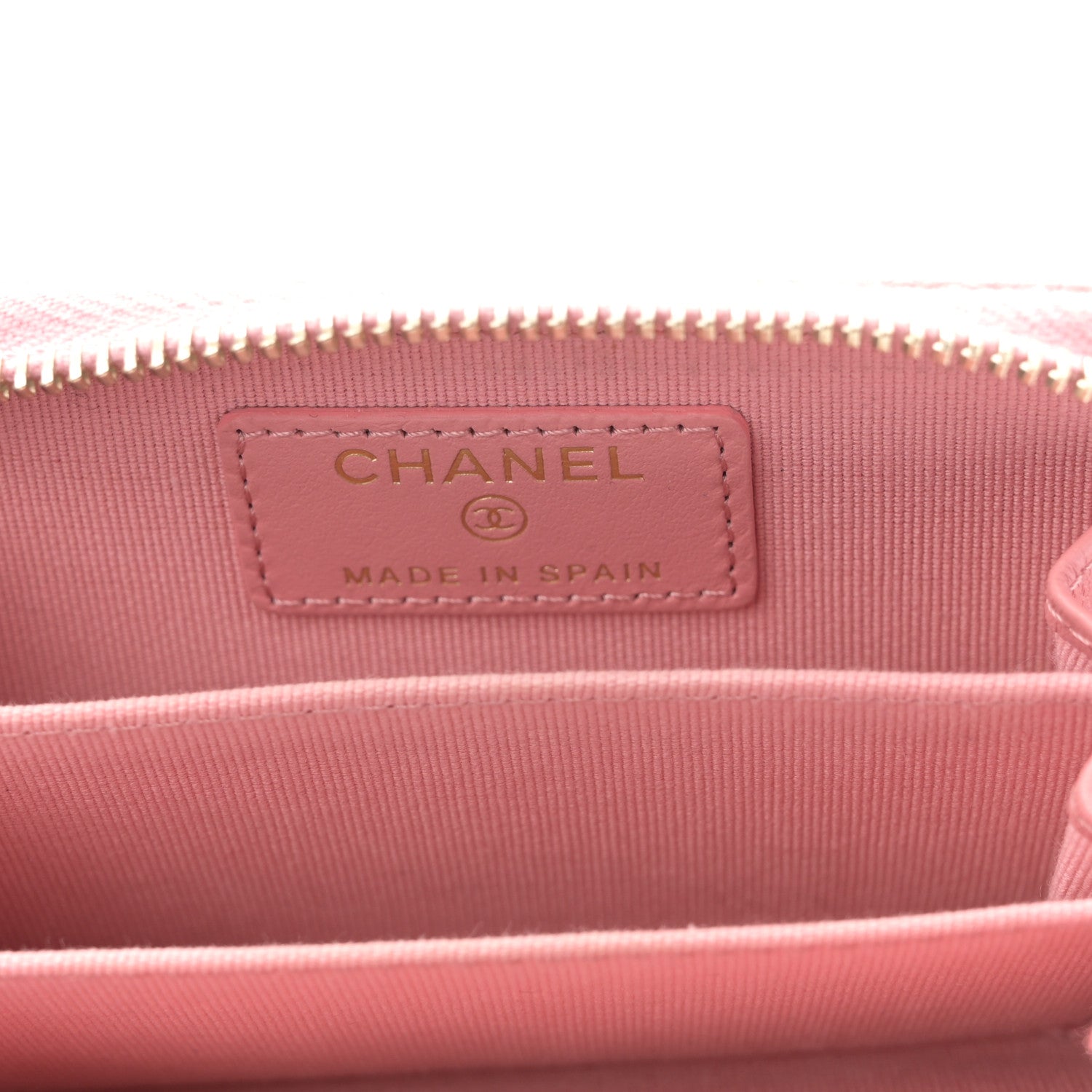 Caviar Quilted Zip Coin Purse Pink