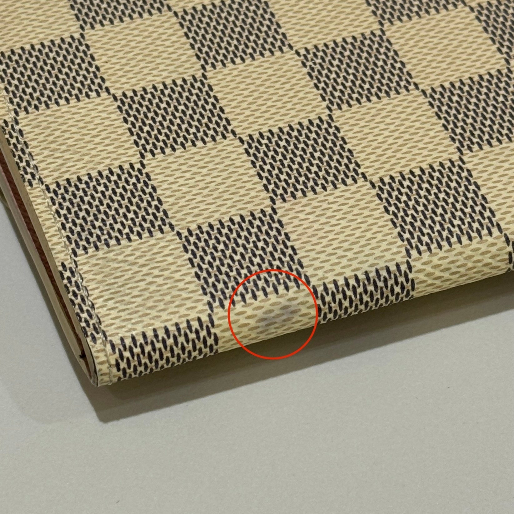 LOUIS VUITTON EMILIE WALLET