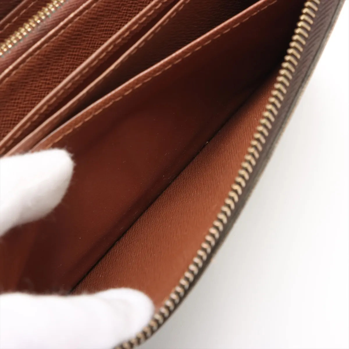 Louis Vuitton Monogram Zippy Wallet