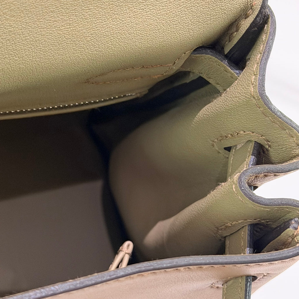 Hermes Kelly 25 Alezan/Beige Swift Leather with Silver Hardware (Stamp W)