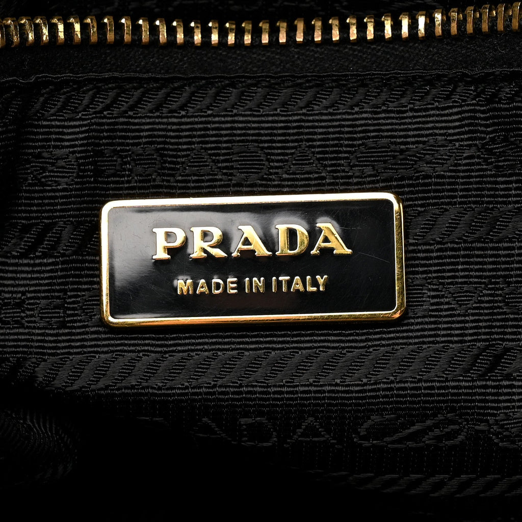 Saffiano Lux Extra Large Galleria Double Zip Tote Black