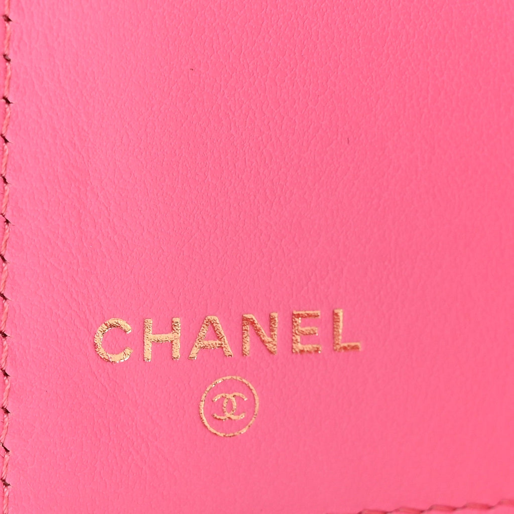 Caviar Quilted Medium Flap Wallet Pink