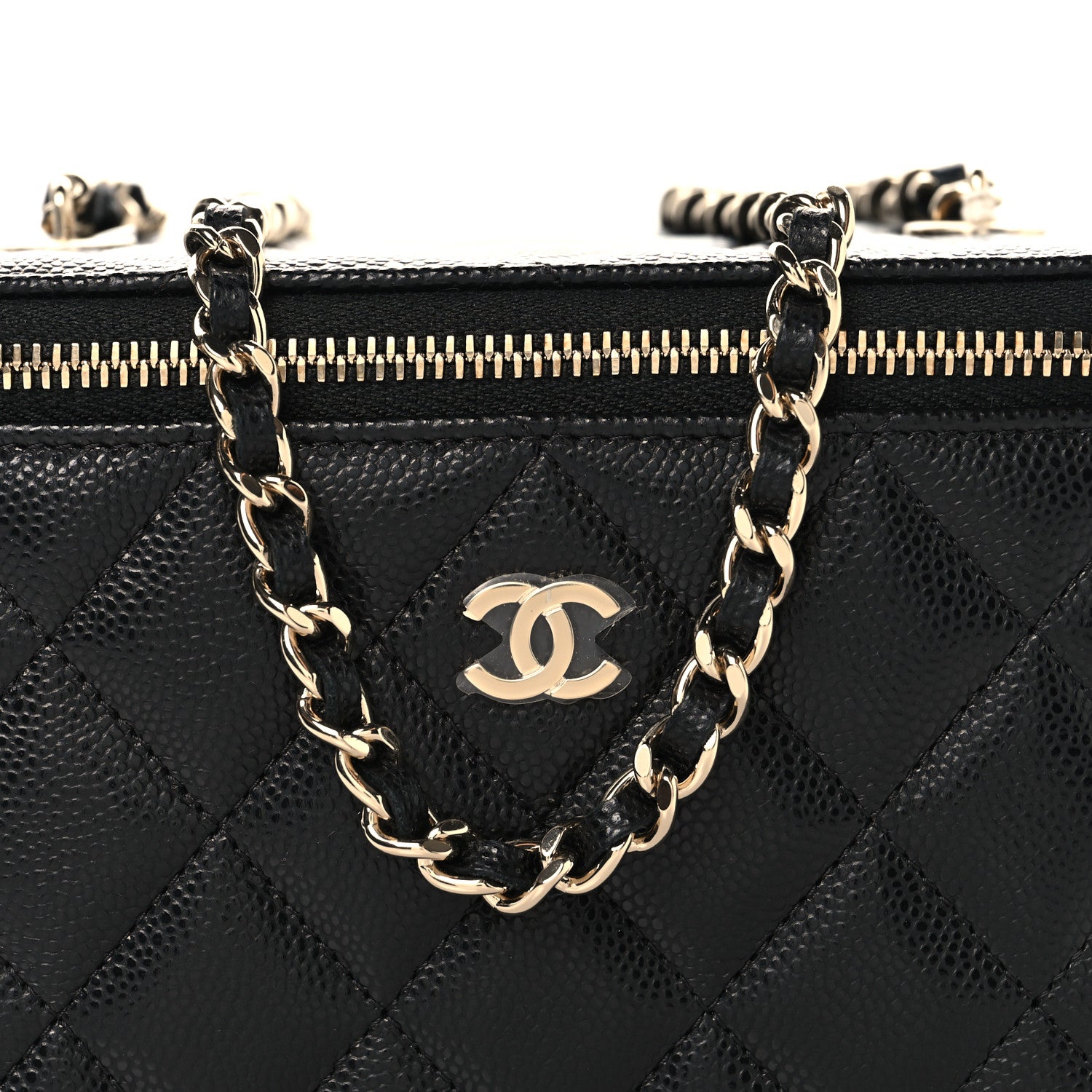 Caviar Quilted Small Vanity Case With Chain Black