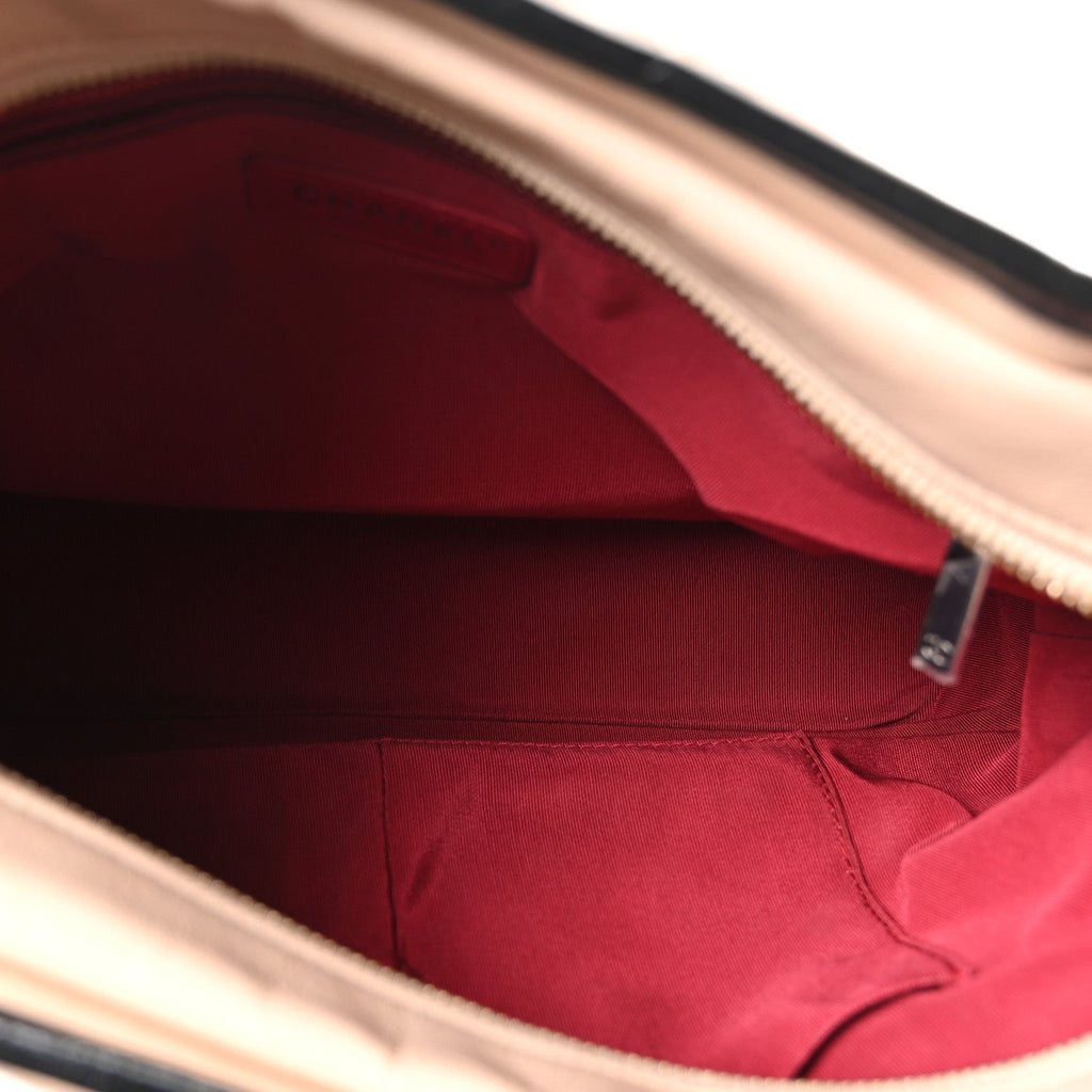 Aged Calfskin Quilted Large Gabrielle Hobo Beige Black