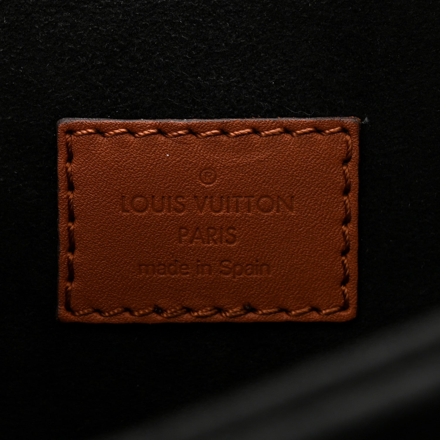 Reverse Monogram Dauphine MM