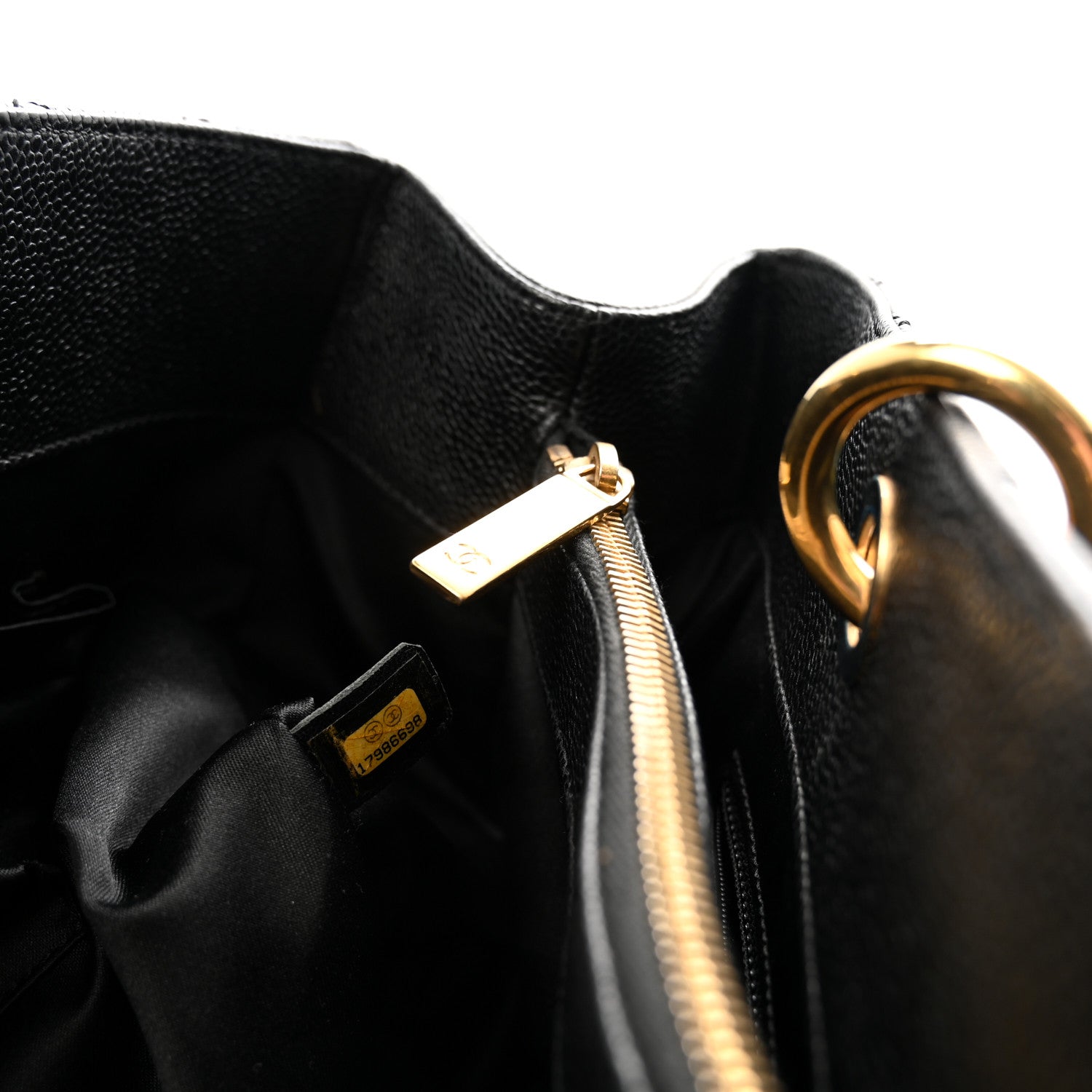 Caviar Quilted XL Grand Shopping Tote GST Black