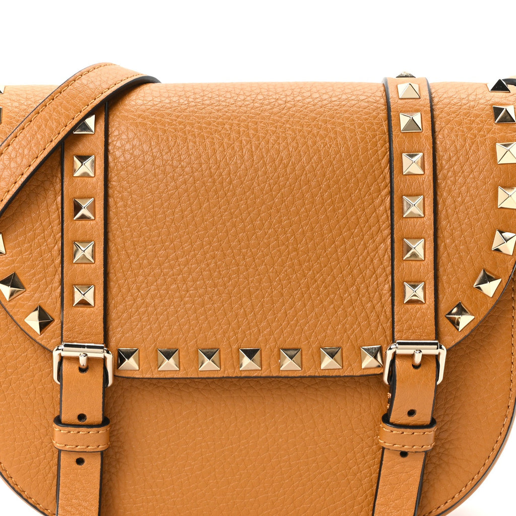 Vitello Small Rockstud Satchel Crossbody Bag Light Cuir