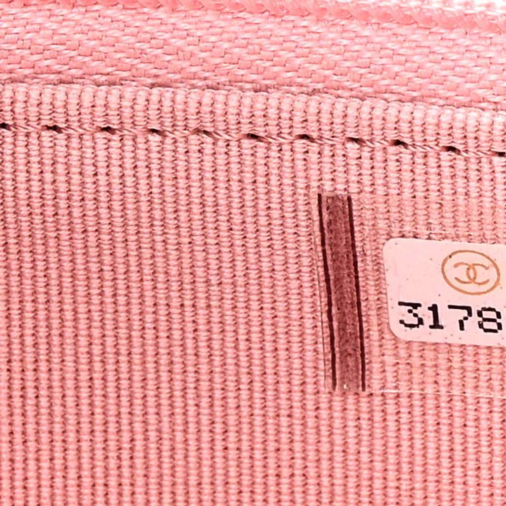 Caviar Quilted Phone Holder Wallet on Removable Chain Pink