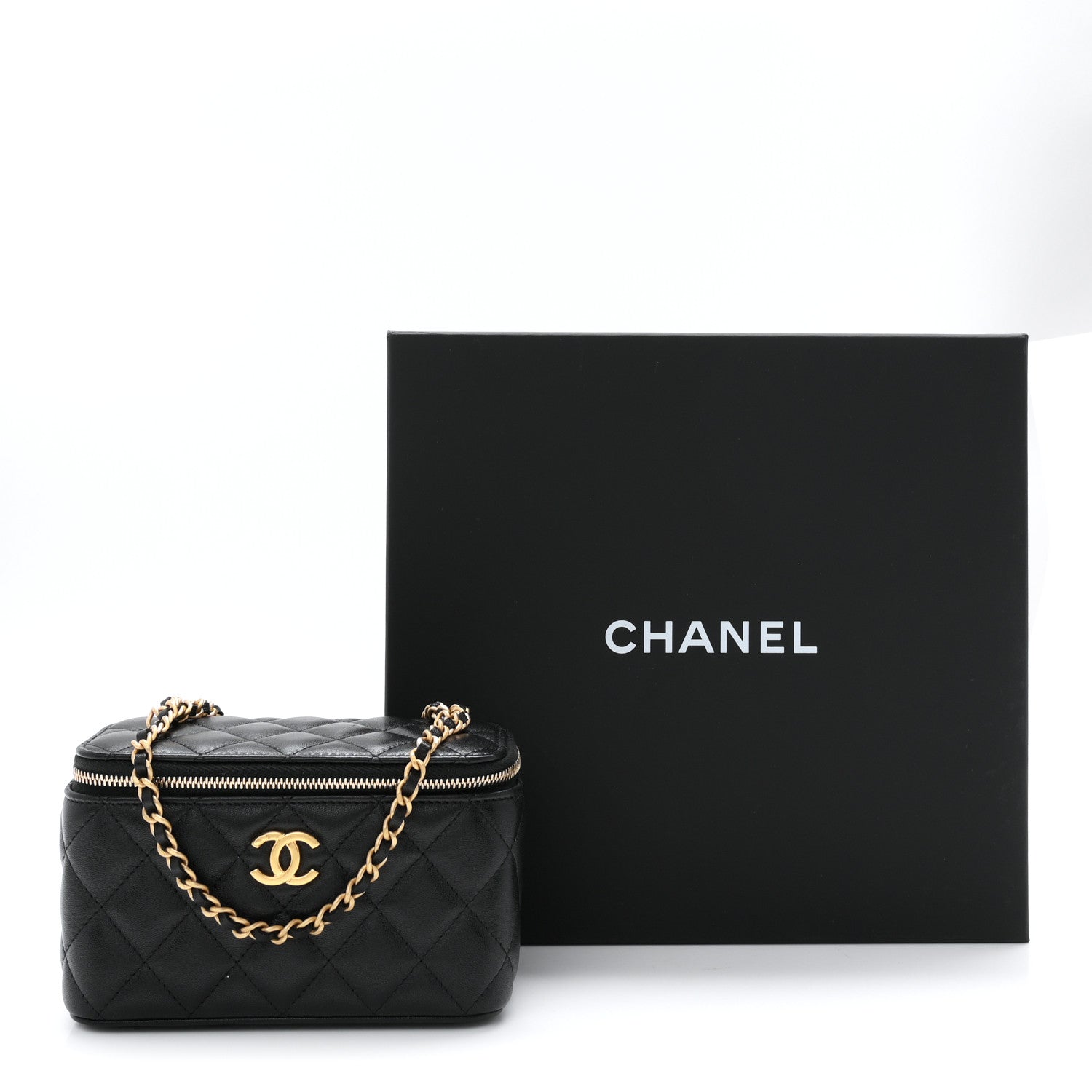 Lambskin Quilted Small Heart Vanity Case With Chain Black