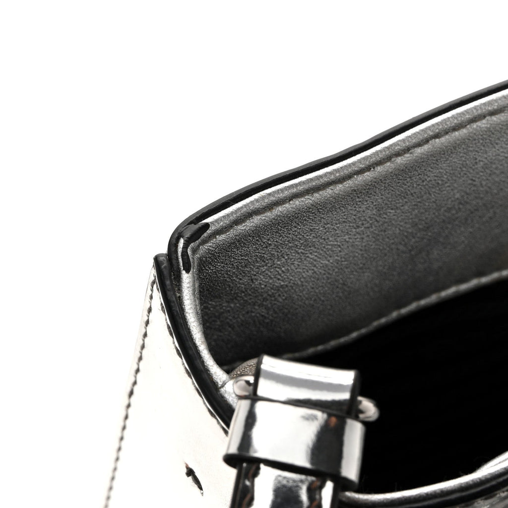 Spazzolato Triangle Small Double Handle Crossbody Tote Argento