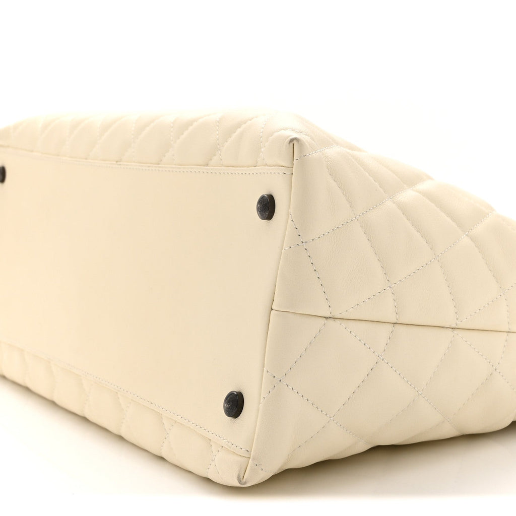 Calfskin Tweed Quilted Large Portobello Tote White Multicolor