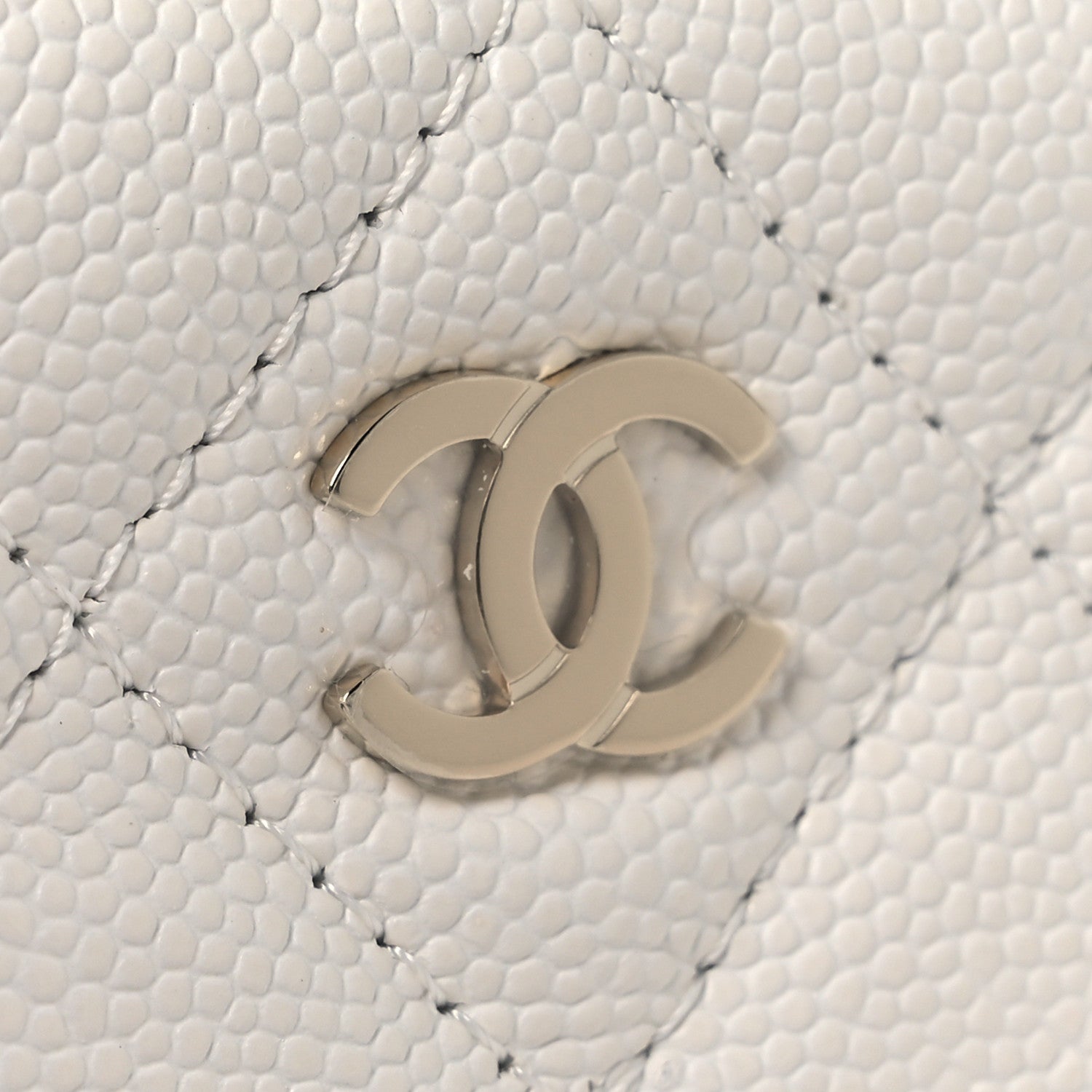Caviar Quilted Zip Card Holder Wallet White